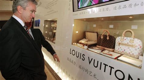 dueño de louis vuitton 2022|Louis Vuitton wikipedia.